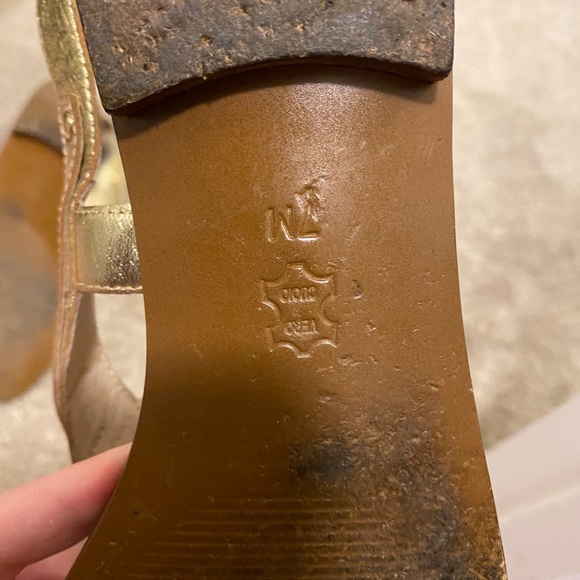 Michael Kors Charm Sandal Mini Logo Gold - Picture 5 of 5